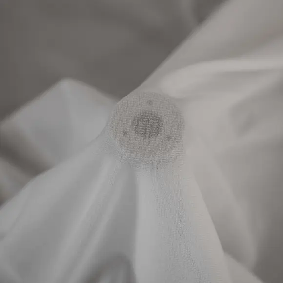 Lainière Paris Natural fusible semi-transparent knitted interfacing 33 g/m² - 2