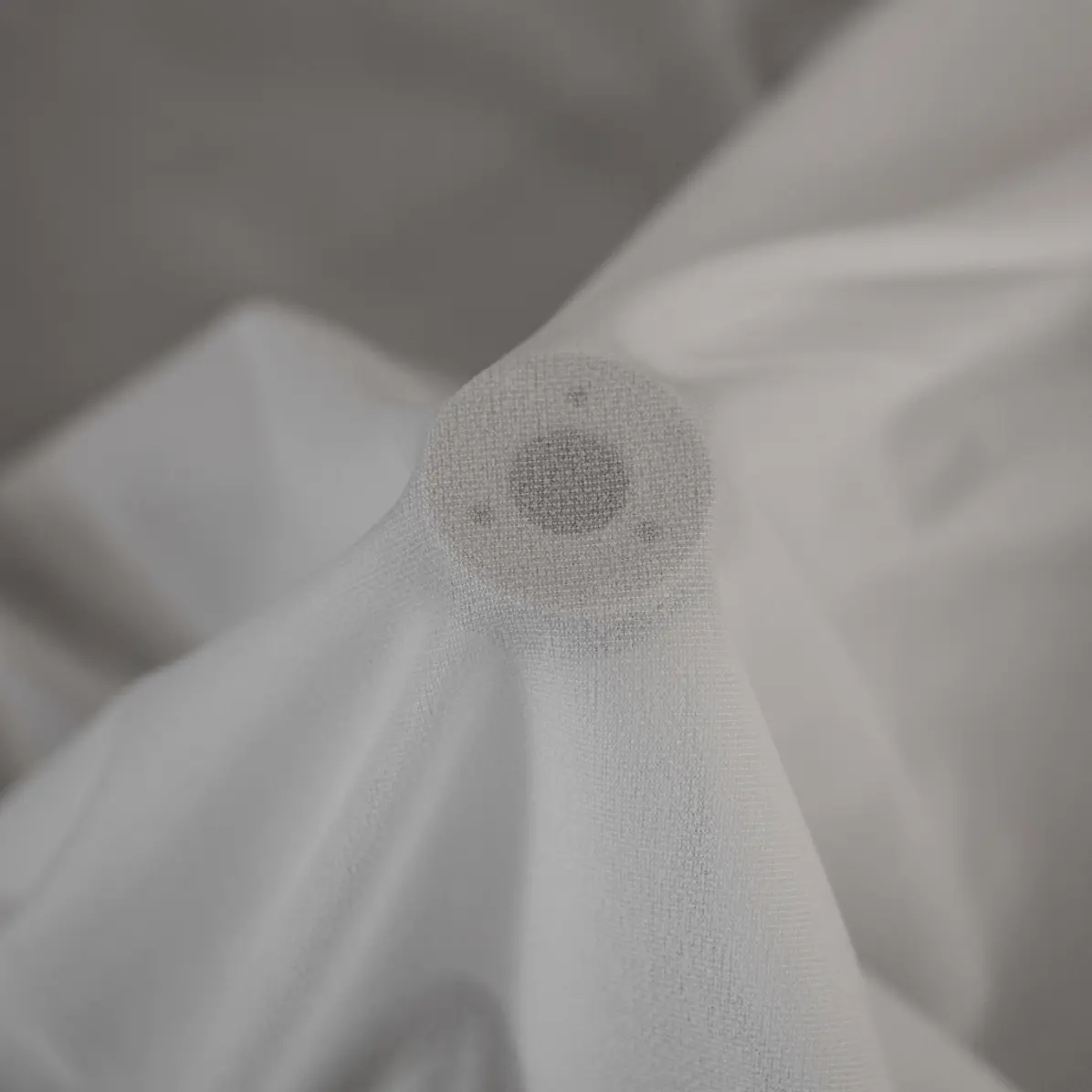 Lainière Paris Natural fusible semi-transparent knitted interfacing 33 g/m²